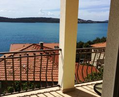 Apartmán pro 4 osoby v Okrug Gornji