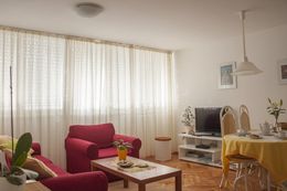 Krásný byt pro 4 osoby blízko pláže ve Splitu