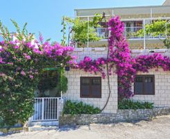 Okouzlující apartmán pro 4 osoby v Hvar