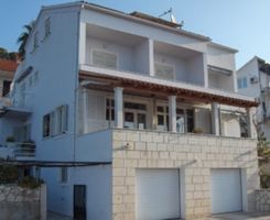 Apartmány Potkrovlje v Hvar