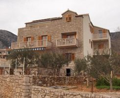 Apartmány Narančasti v Bol