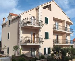 Apartmány App br. 8 v Bol