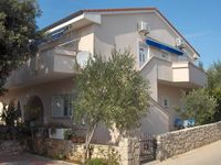Apartmány 2 v Mandre