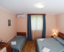 Split Chorvatsko pokoj pro 3 osoby v malém hotelu